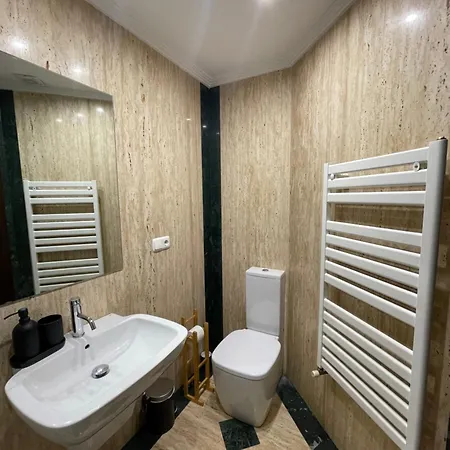 Atuaire Home Vivienda B Luminosa Parking Incluido En Plena Calle Comercial Burgo Exterior foto