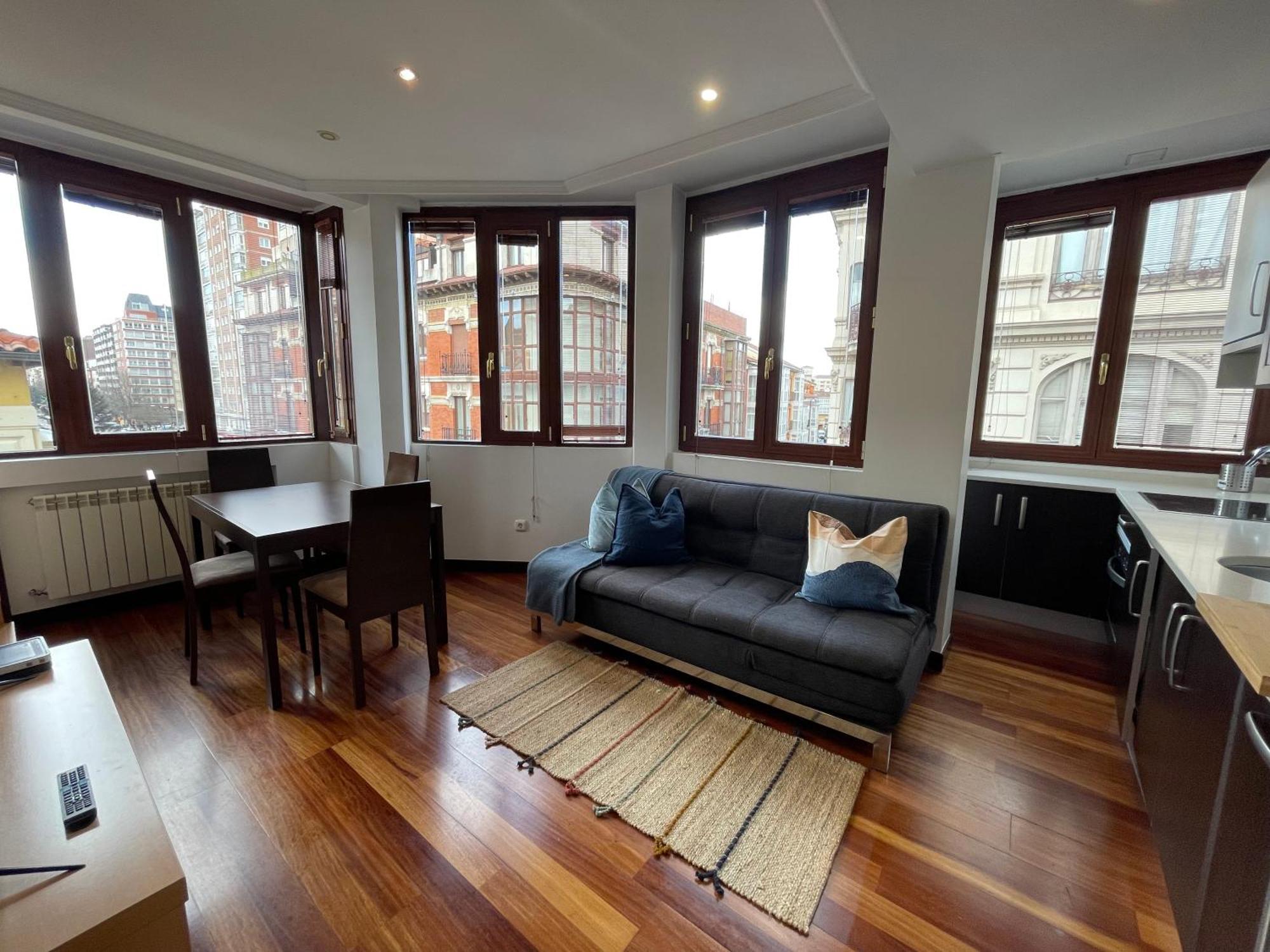 Apartament Atuaire Vivienda B Luminosa Parking Incluido En Plena Calle Comercial