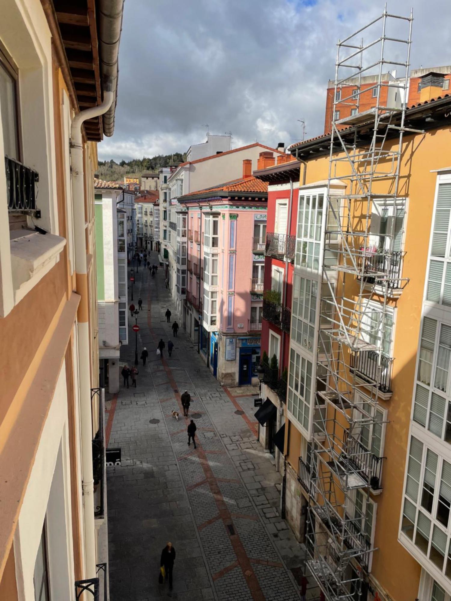Atuaire Vivienda B Luminosa Parking Incluido En Plena Calle Comercial Burgo